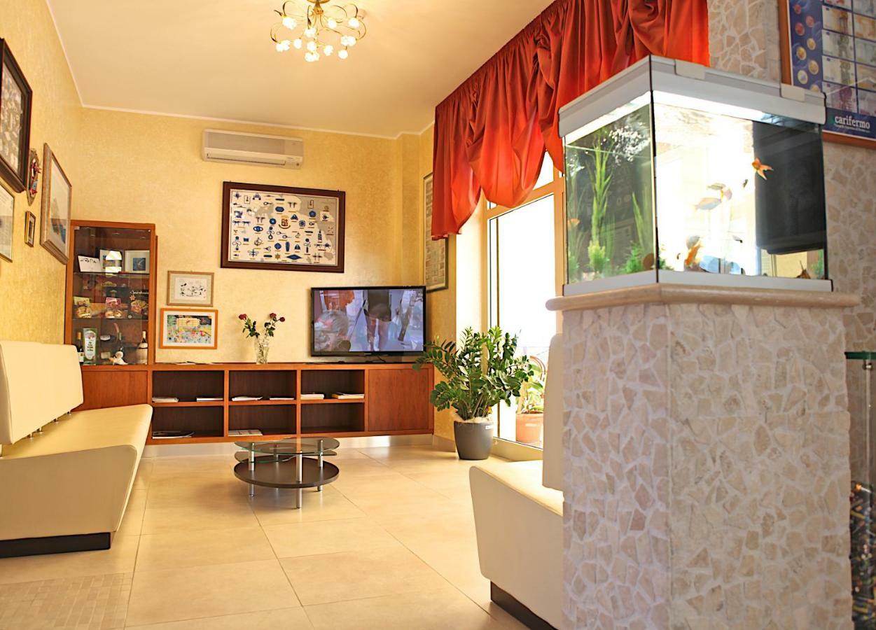 קופרה מריטימה Hotel Cristal מראה חיצוני תמונה